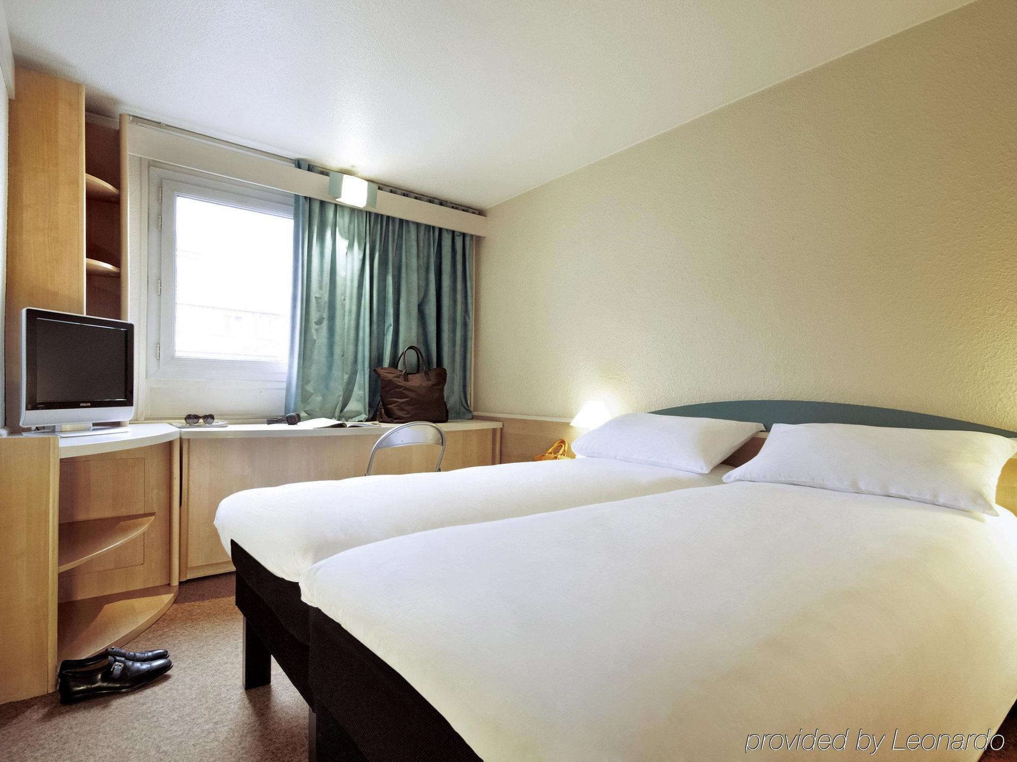 فندق Ibis Lyon L'Isle D'Abeau المظهر الخارجي الصورة